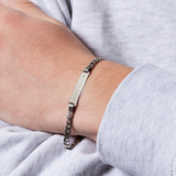 Bracciale targa uomo personalizzato fumé