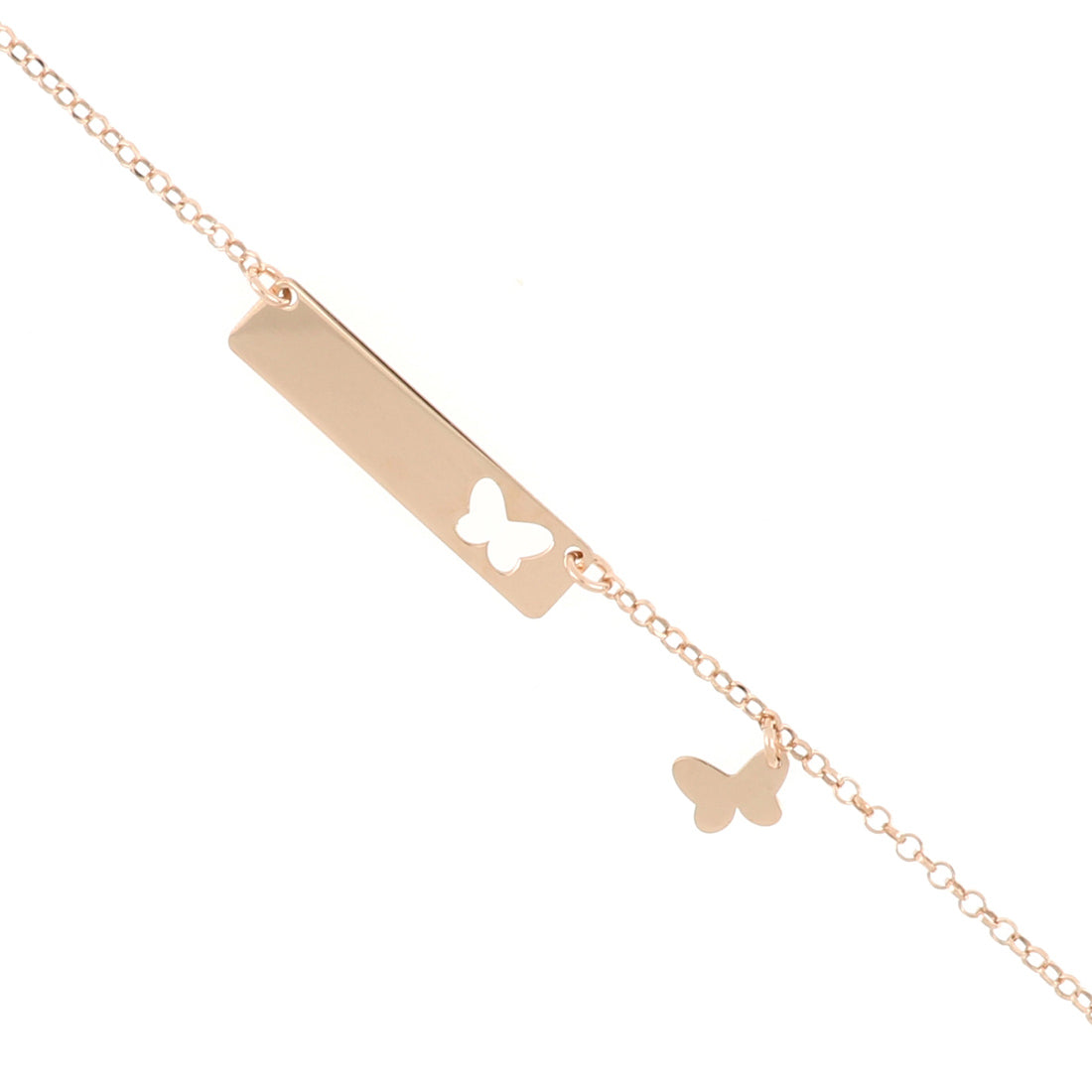 Zoom su piastrina forata lateralmente a forma di farfalla e pendentino farfalla