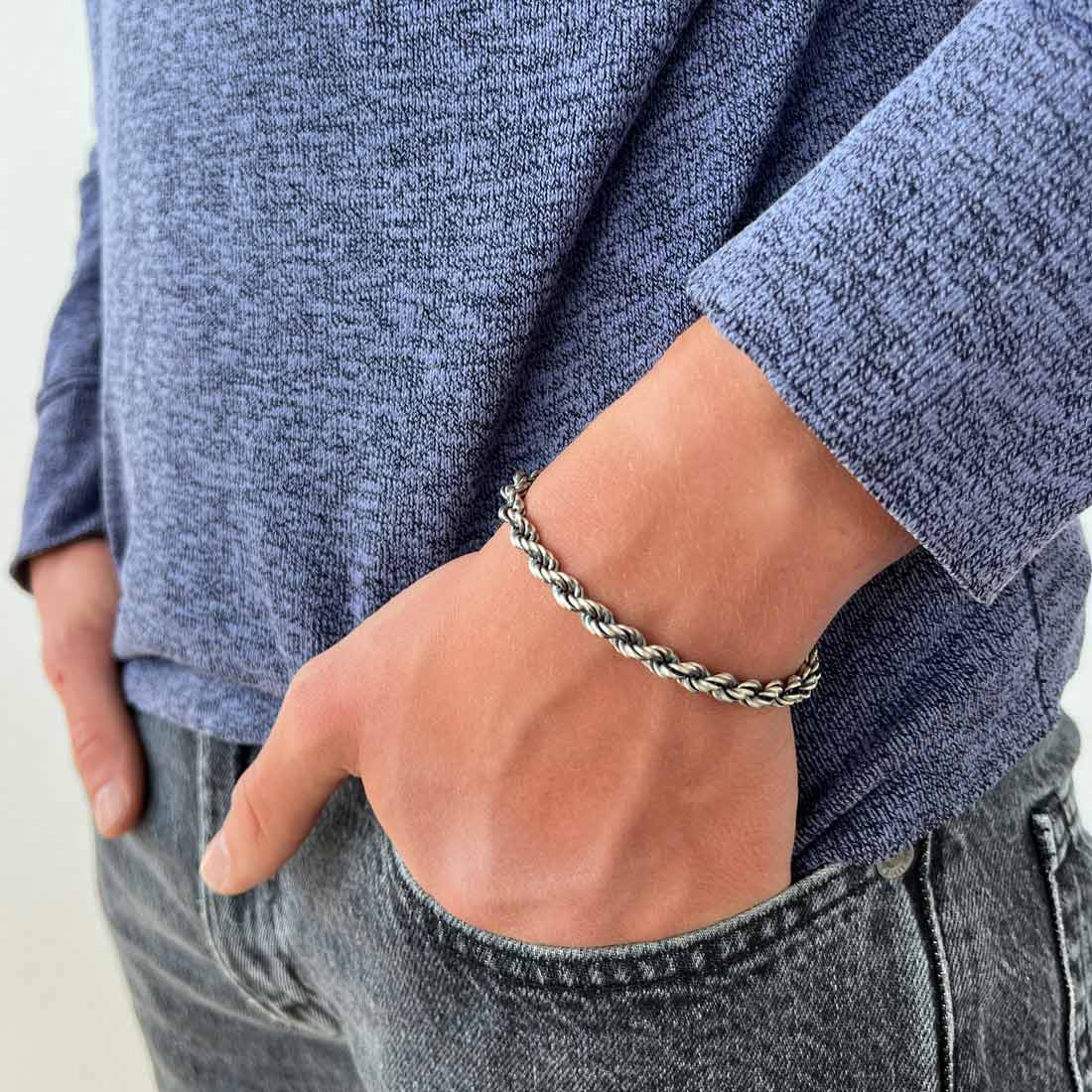 Bracciali da uomo che non si rovinano? Esistono