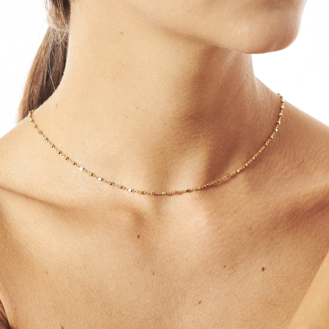 Collana basic indossata